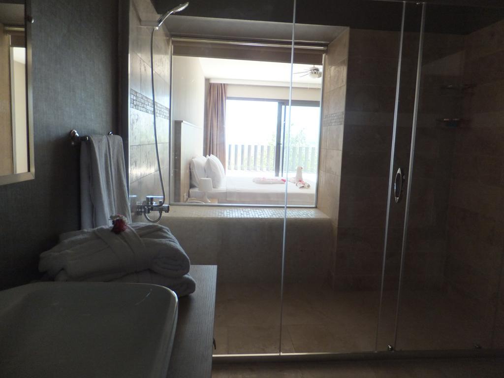 Aytas Hotel Ayvalı エクステリア 写真