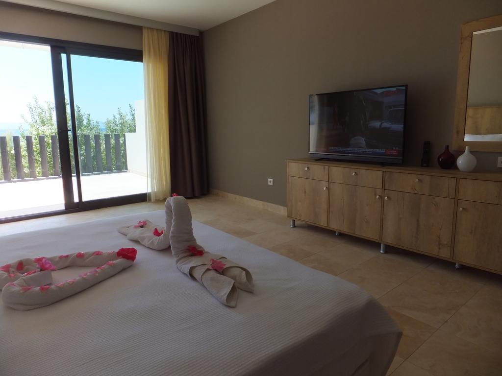 Aytas Hotel Ayvalı エクステリア 写真