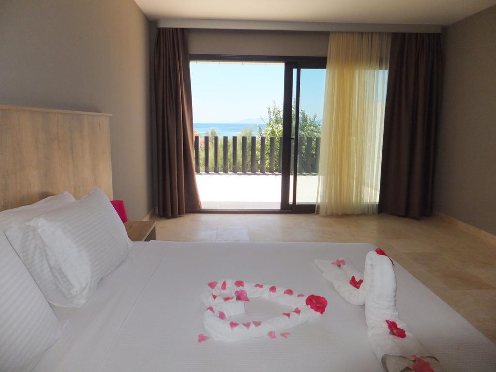 Aytas Hotel Ayvalı エクステリア 写真