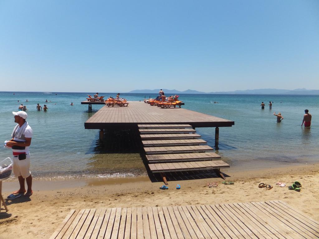 Aytas Hotel Ayvalı エクステリア 写真