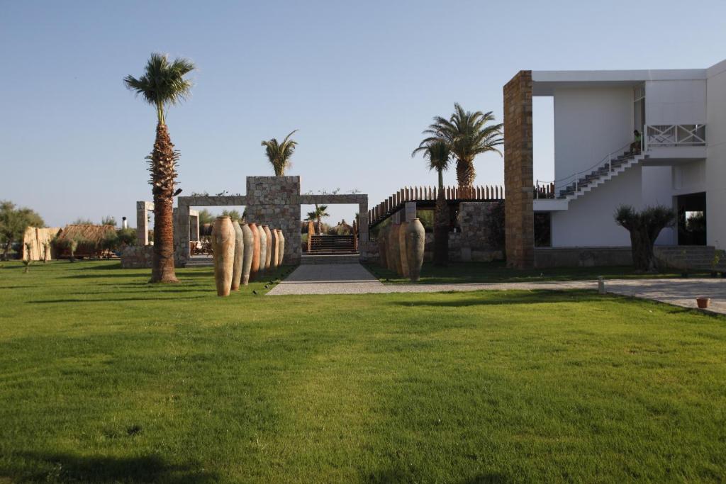 Aytas Hotel Ayvalı エクステリア 写真